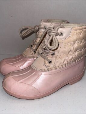 Sorry girls duck boots pink with tan quilted upper